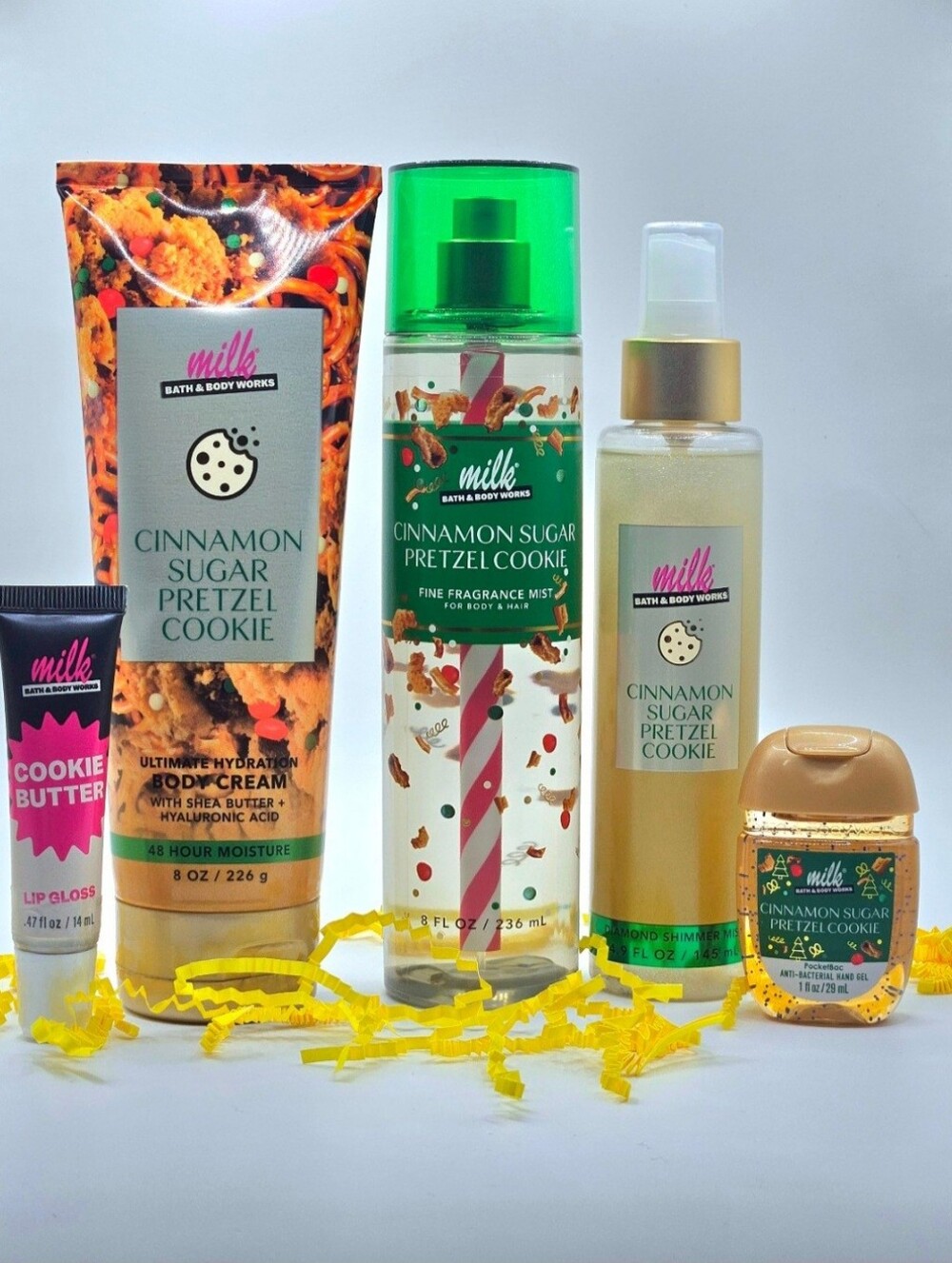 Bath & Body Works Cinnamon Sugar Pretzle Cookie Milk Bar